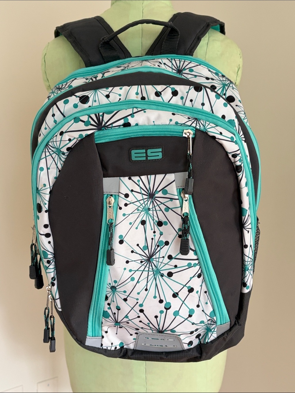 EASTSPORT Backpack - Picture 1 of 15